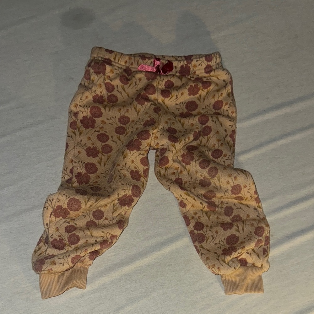Kids Size 2T Floral Patterned Sweatpants.
